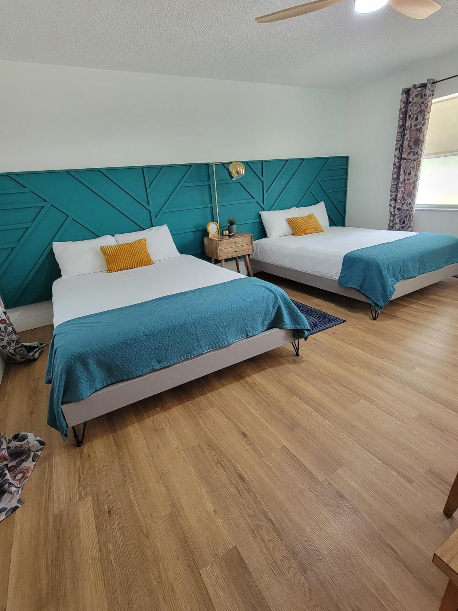 Mayo Cindy'S Motel & Rv Park מראה חיצוני תמונה